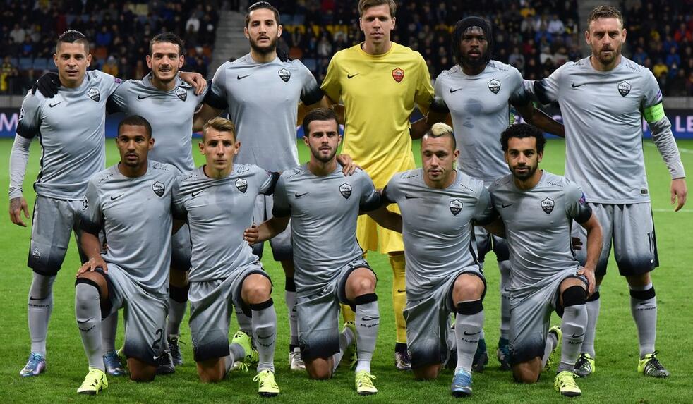 卡卢卢：对球队充满信心，在新主帅的率领下我们在不断进步（卡卢卢：对球队信心十足，新帅带队我们持续进步）