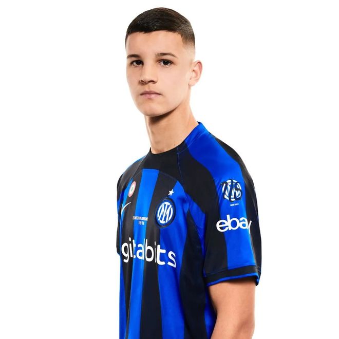 天空记者：利物浦助教范布隆克霍斯特是印尼国家队主帅候选（天空记者：利物浦助教范布隆克霍斯特进入印尼国家队主帅候选名单）