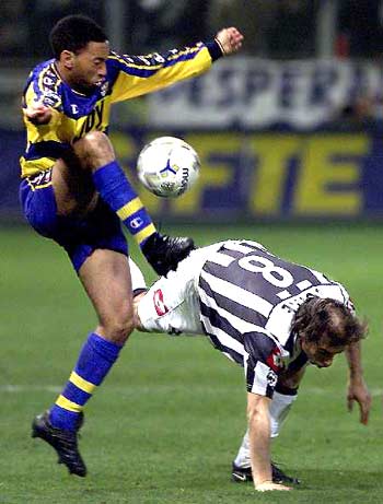 连续30场非友谊赛保持不败，西班牙是历史第四队（西班牙成为史上第4队：非友赛已连续30场不败）