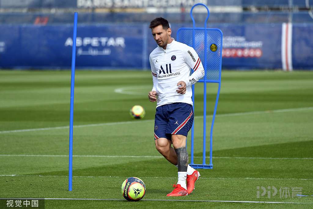 麦克阿瑟FCvs大埔亚冠赛前为香港大埔火灾遇难者...（亚冠前瞻：麦克阿瑟FC对阵大埔，赛前向香港大埔火灾遇难者致哀）